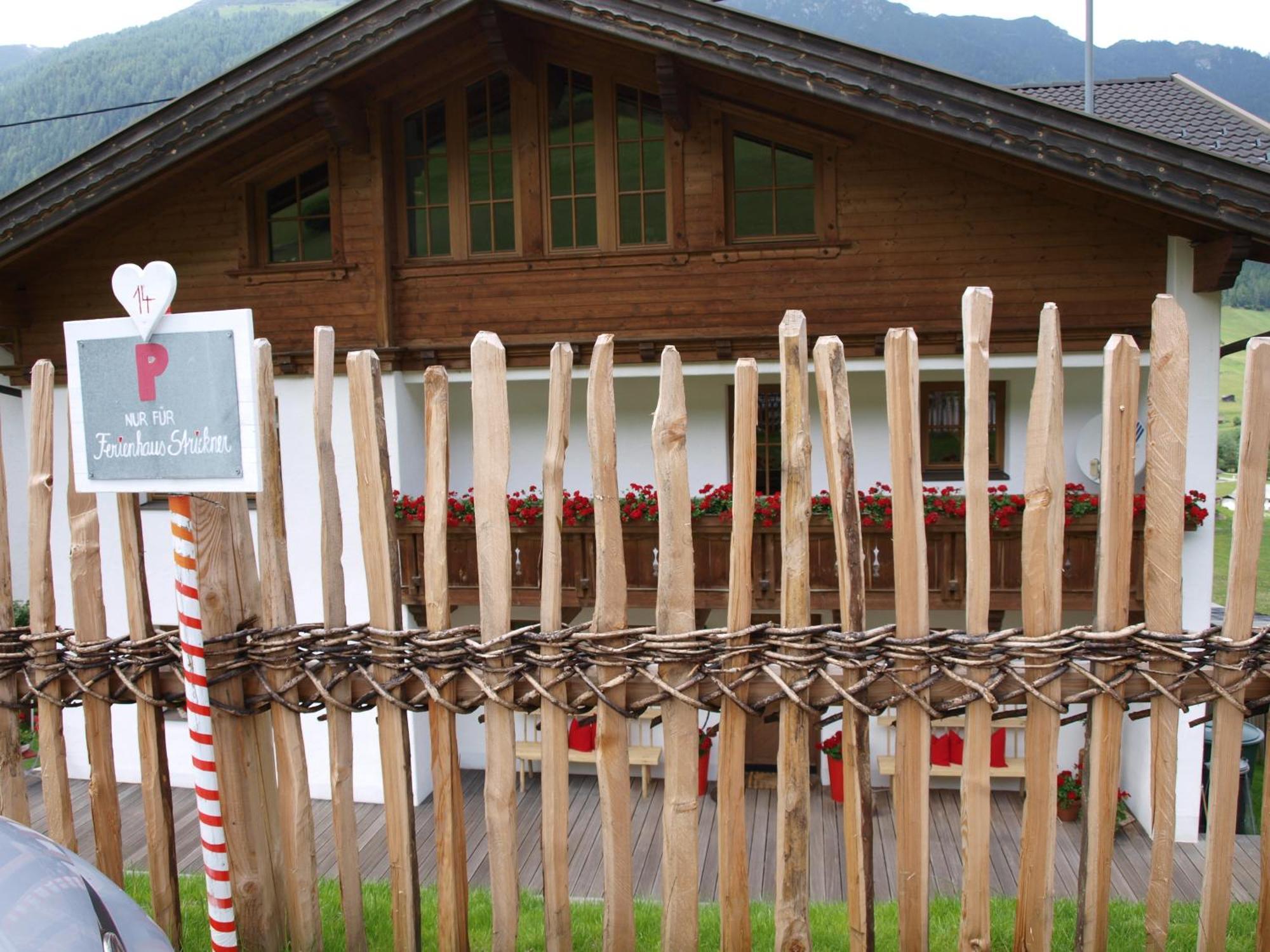 Alpenferienwohnung Strickner Нойштіфт-ім-Штубайталь Екстер'єр фото